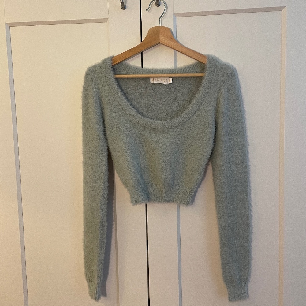 IT'S A SET! SEE PICS :) Cozy Set Crop Top and High Waisted Shorts Light Blue XS